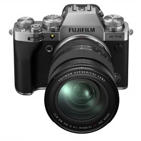 Fujifilm X-T4 zilver met 16-80mm F4