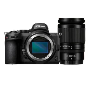 Nikon Z5 + Nikkor Z 24-200mm F/4.0-6.3