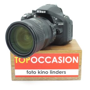OCCASION: Nikon D5200 + Nikkor DX 18-200mm VR